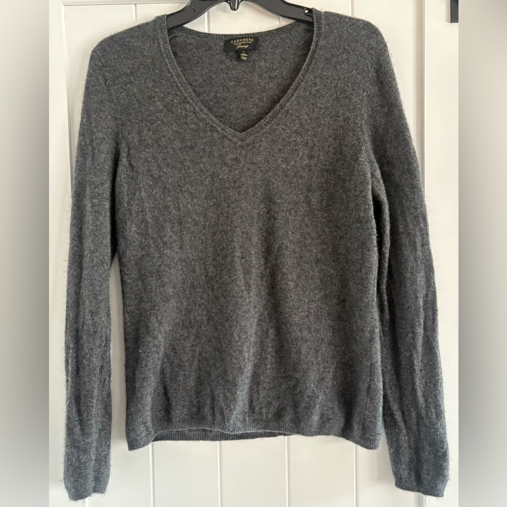 Cashmere Charter Club Luxury V-Neck Sweater
